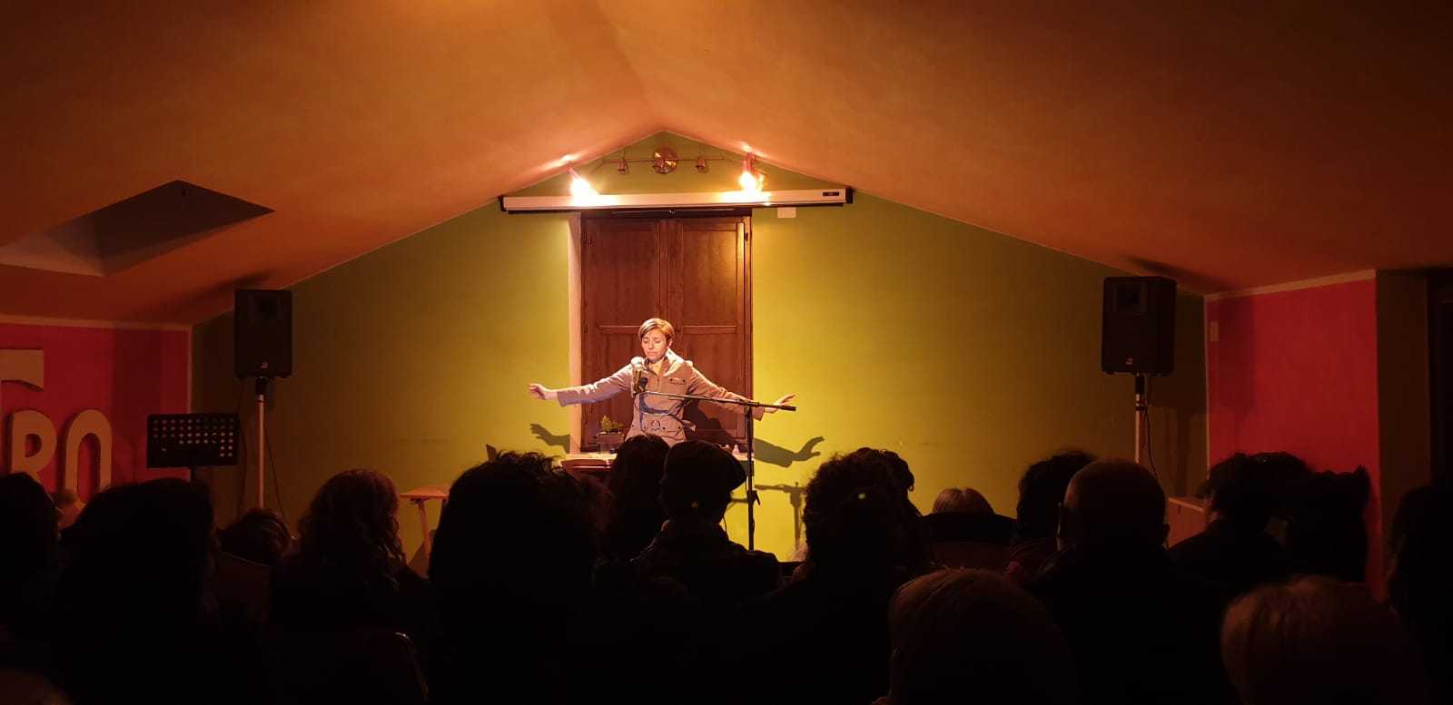 Casa Teatro di Andrea Adinolfi: concerto poetico su Simone Weil della compagnia Ilaria Drago...