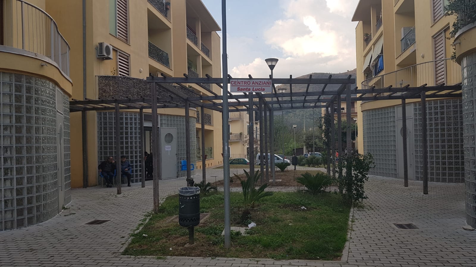 Cava de’ Tirreni: Centro Anziani “giovane” e moderno, accoglie anche i non anziani